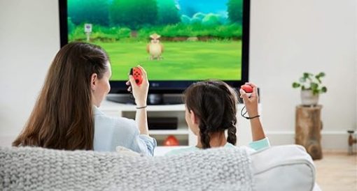 Pokémon Let's Go Eevee with Poké Ball Plus for Nintendo Switch - Image 2